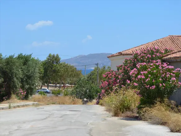 Land In Lavrio, Greece (60 M²)