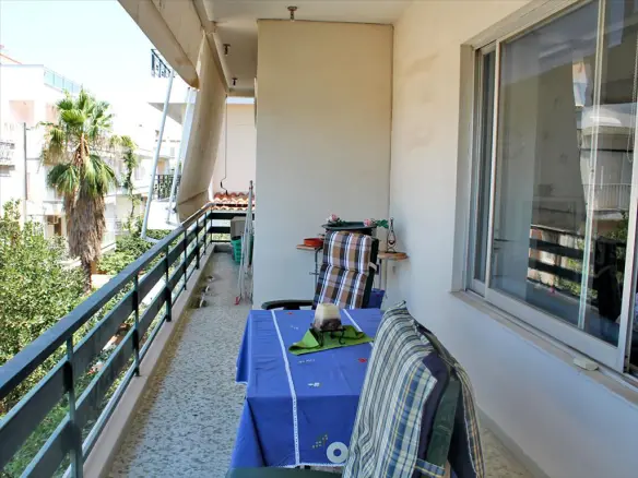 3-bedroom Flat In Papagou, Greece (147 M²)