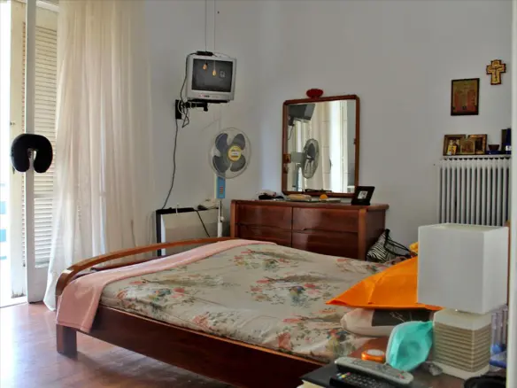 3-bedroom Flat In Papagou, Greece (147 M²)