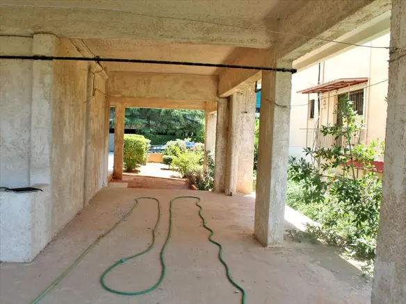 3-bedroom Flat In Papagou, Greece (147 M²)