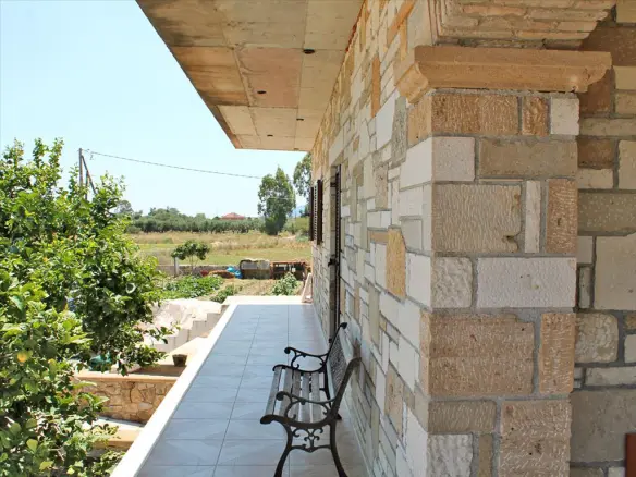 3-bedroom Detached House In Main Town Area, Greece (480 M²)