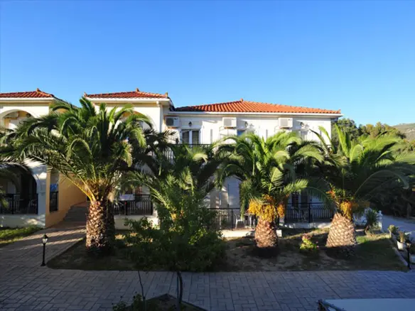Hotel In Laganas, Greece (1.184 M²)