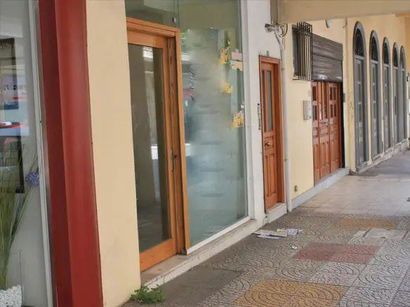 Business In Greece (75 M²)