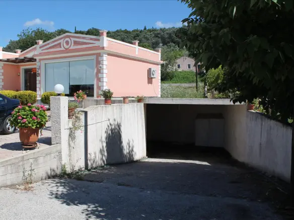 Business In Corfu, Greece (310 M²)