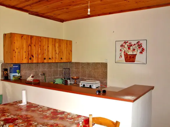 2-bedroom Detached House In Amarinthos, Greece (80 M²)