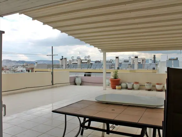 4-bedroom Flat In Moschato, Greece (127 M²)