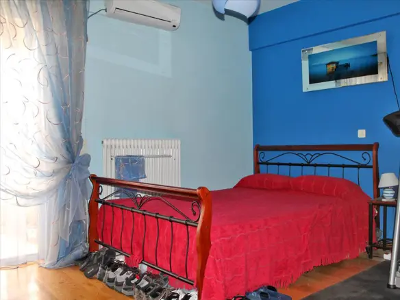4-bedroom Flat In Moschato, Greece (127 M²)