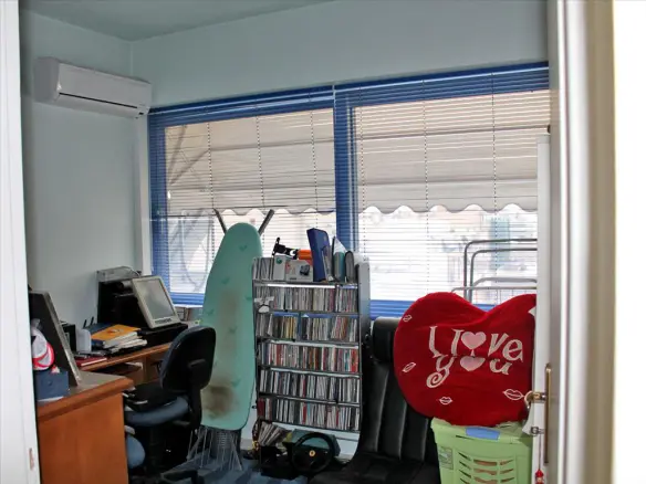 4-bedroom Flat In Moschato, Greece (127 M²)
