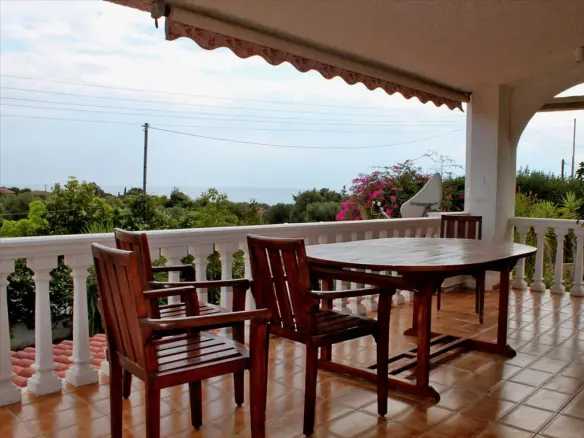 3-bedroom Detached House In Palaia Fokaia, Greece (177 M²)