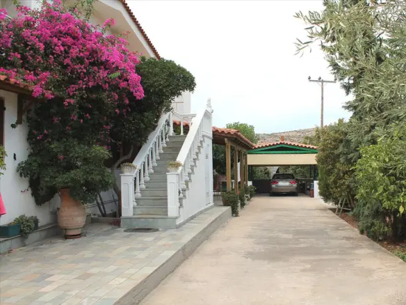 3-bedroom Detached House In Palaia Fokaia, Greece (177 M²)