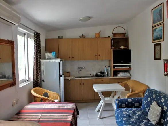 3-bedroom Detached House In Palaia Fokaia, Greece (177 M²)