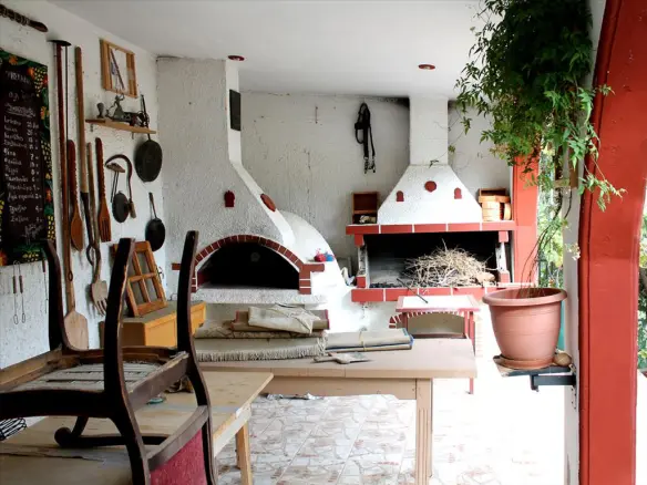 3-bedroom Detached House In Palaia Fokaia, Greece (177 M²)
