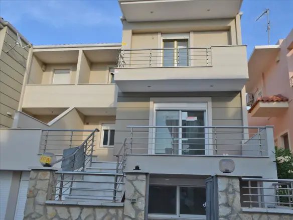 4-bedroom Maisonette In Korinthos, Greece (136 M²)
