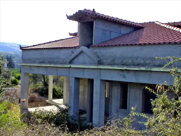 3-bedroom Detached House In Sikiona, Greece (690 M²)