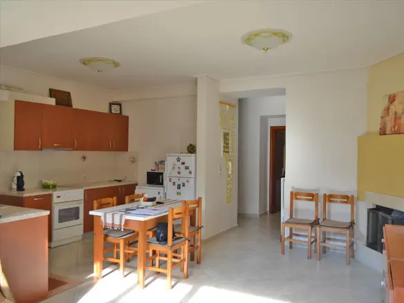 4-bedroom Maisonette In Loutraki-perachora, Greece (207 M²)