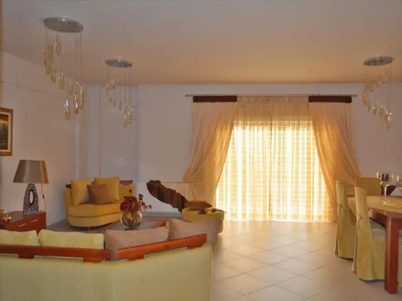 4-bedroom Maisonette In Loutraki-perachora, Greece (207 M²)
