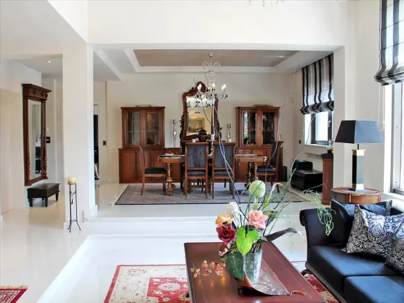 7-bedroom Villa In Greece (600 M²)