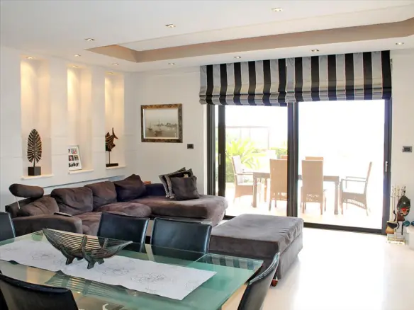 7-bedroom Villa In Greece (600 M²)