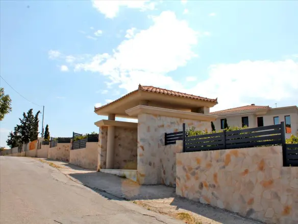 7-bedroom Villa In Greece (600 M²)