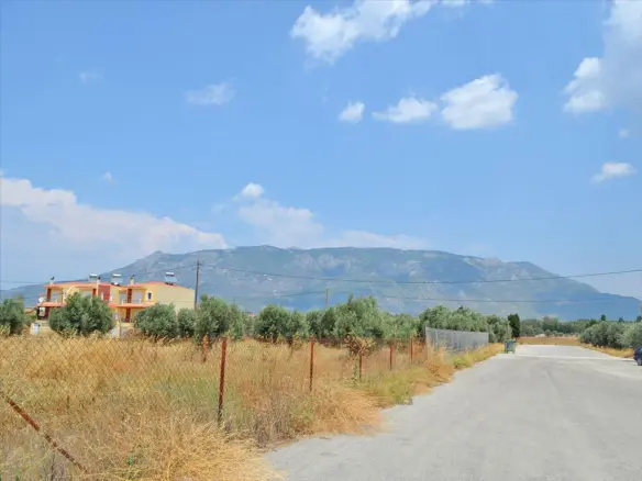 5-bedroom Business In Loutraki-perachora, Greece (486 M²)