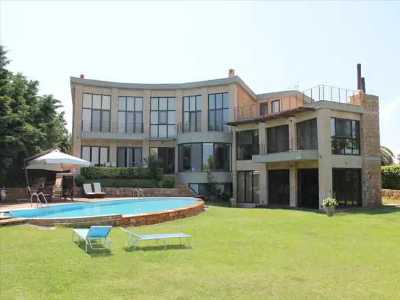 Villa In Kassandra, Greece (430 M²)