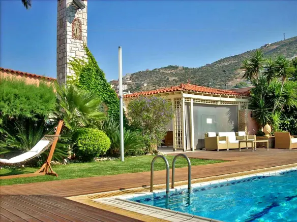 7-bedroom Villa In Anavissos, Greece (750 M²)