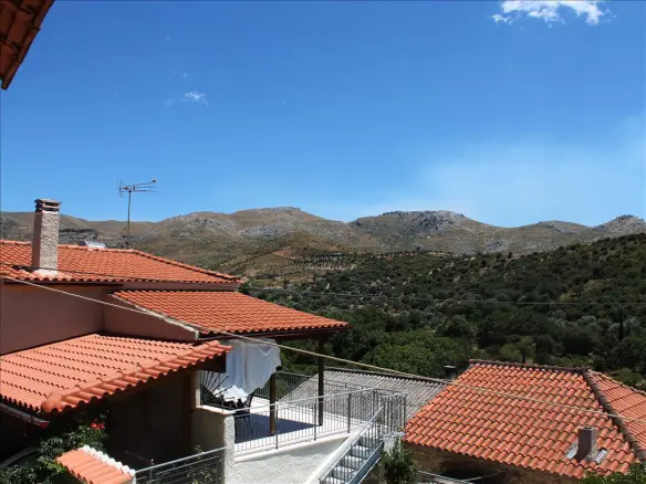 2-bedroom Maisonette In Avlona, Greece (111 M²)