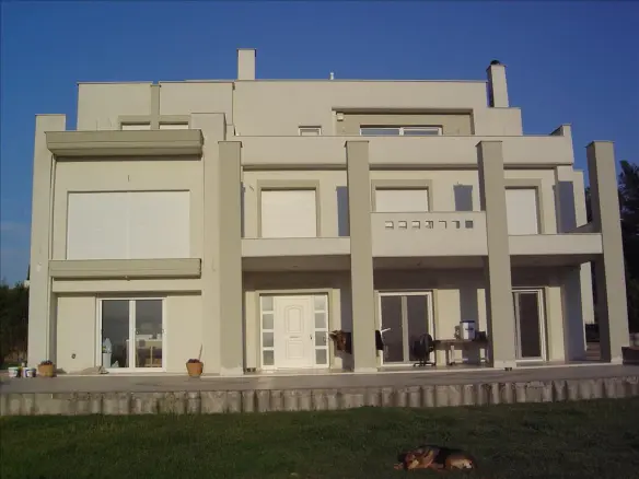 2-bedroom Flat In Mikra, Greece (223 M²)