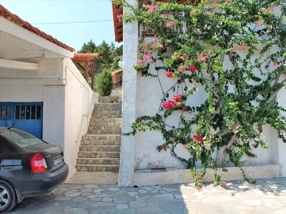 4-bedroom Detached House In Marmari, Greece (145 M²)