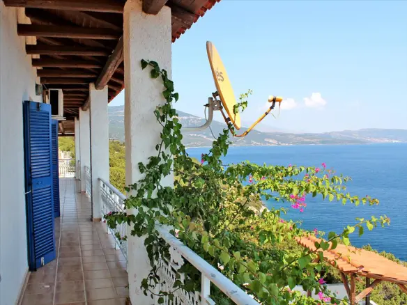 4-bedroom Detached House In Marmari, Greece (145 M²)