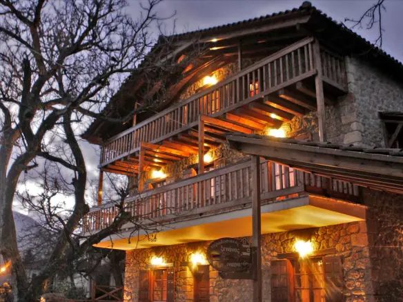 4-bedroom Hotel In Xilokastro, Greece (241 M²)