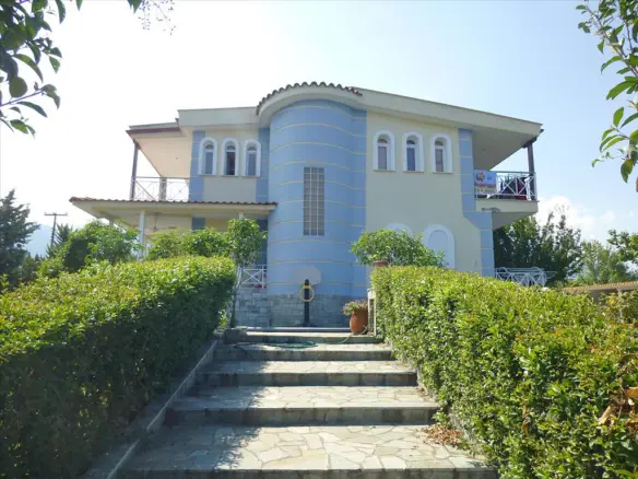 6-bedroom Villa In Litochoro, Greece (400 M²)