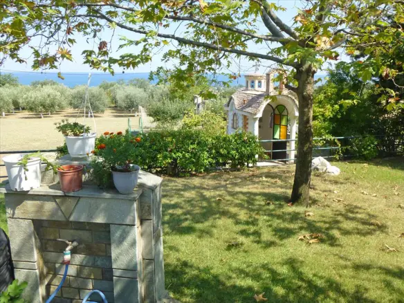6-bedroom Villa In Litochoro, Greece (400 M²)