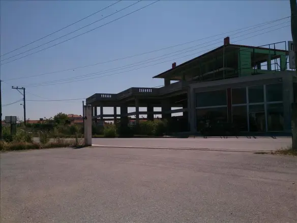 Business In Greece (1.260 M²)