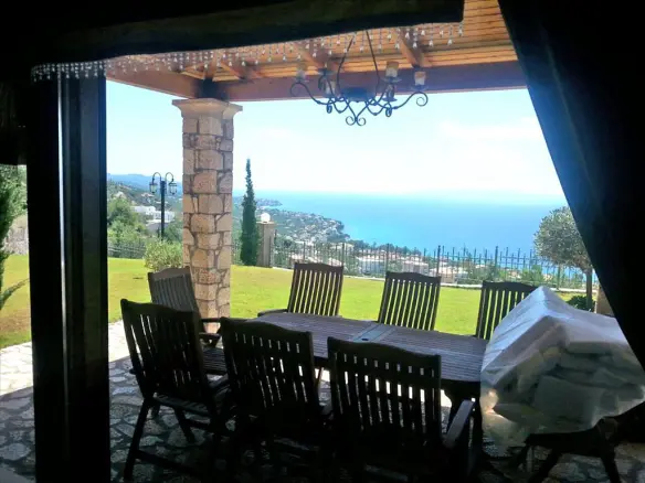 4-bedroom Villa In Kalamata, Greece (484 M²)