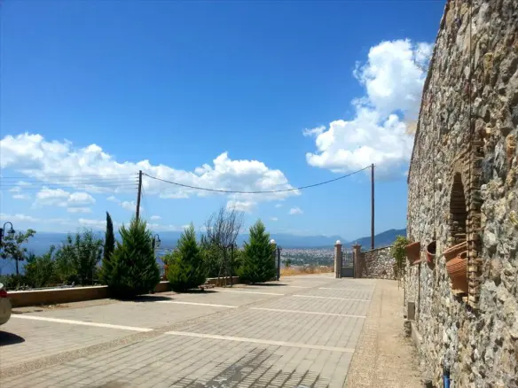 4-bedroom Villa In Kalamata, Greece (484 M²)
