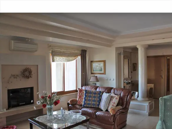 Business In Katerini, Greece (2.000 M²)