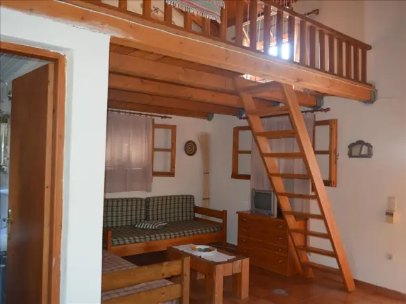 Business In Main Town Area, Greece (70 M²)