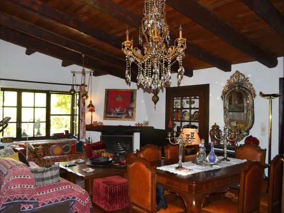 5-bedroom Detached House In Paiania, Greece (330 M²)
