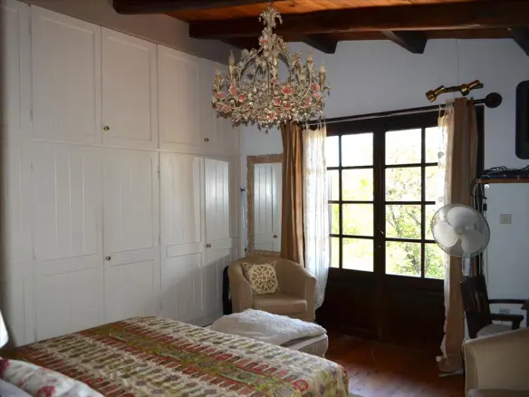 5-bedroom Detached House In Paiania, Greece (330 M²)