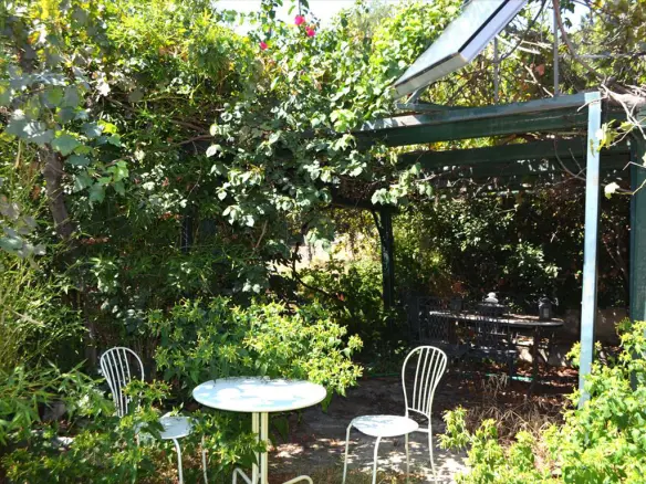 5-bedroom Detached House In Paiania, Greece (330 M²)