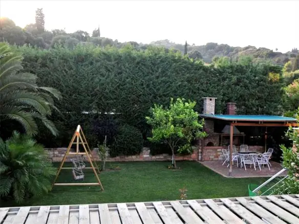 4-bedroom Villa In Antirrio, Greece (450 M²)