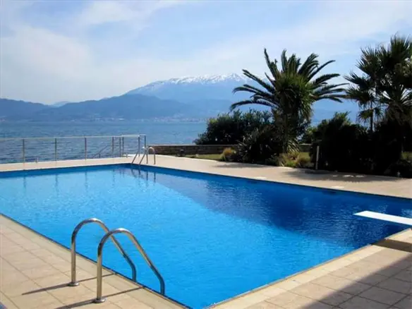 4-bedroom Villa In Antirrio, Greece (450 M²)