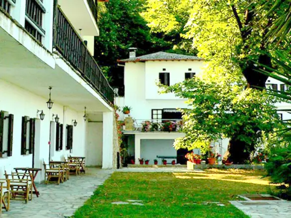 Hotel In Afetes, Greece (900 M²)