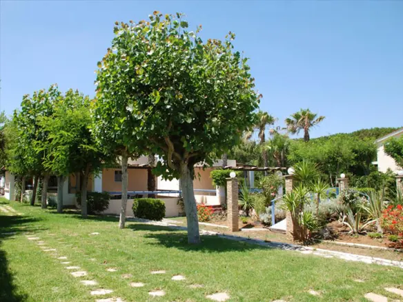 Hotel In Dytikis Achaias, Greece (768 M²)