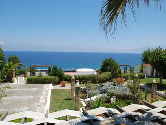 Hotel In Dytikis Achaias, Greece (768 M²)