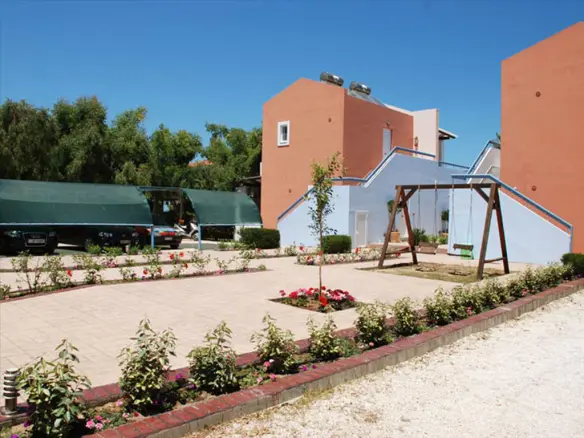 Hotel In Dytikis Achaias, Greece (768 M²)
