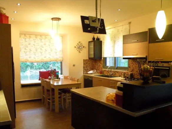 3-bedroom Detached House In Acharnes, Greece (420 M²)