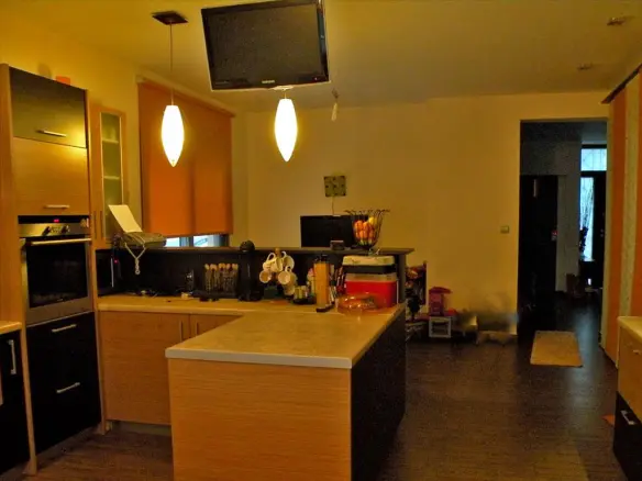 3-bedroom Detached House In Acharnes, Greece (420 M²)