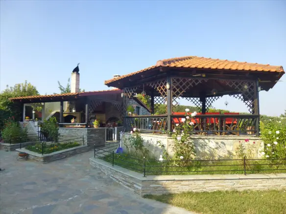 6-bedroom Villa In Methoni, Greece (300 M²)
